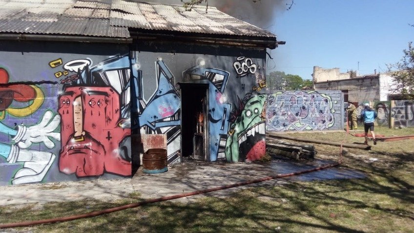 Gran incendio en la Ludoteca Municipal